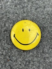 VTG Smiley Face Pinback Button Mellaril Thioridazine Schizophrenia Antipsychotic picture