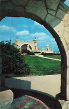 Daytona Beach Florida, Bandshell through Coquina Arch, Vintage Postcard picture