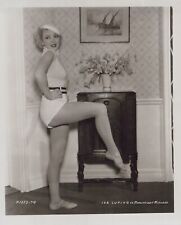 HOLLYWOOD BEAUTY IDA LUPINO ALLURING POSE STUNNING PORTRAIT 1950s Photo 593 picture