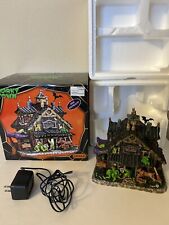 CREEPY CRAWLIES PET SITTING Lemax SPOOKY TOWN Village HALLOWEEN House Lighted picture