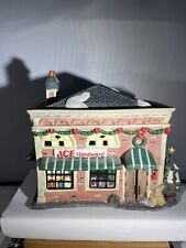 heartland valley village porcelain lighted house picture