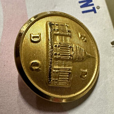 D.C. Fire & EMS Dept Capitol Building Gold Tone Pin/Button Firefighting & Rescue picture