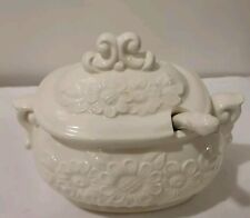 Vintage White Ceramic Embossed Daisy Porcelain Tureen Soup Dish /Lid/Ladle Japan picture