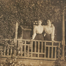 Ocean City Affectionate Girls Photo c1902 New Jersey Cottage Hugging Women B2090 picture