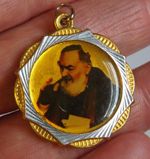 St Saint Padre Pio relic medal ornate pendant stigmata patron of adolescence picture