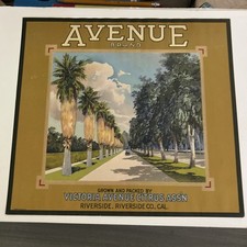 Original Avenue Brand Victoria Avenue Riverside Crater Label With Certificate. picture