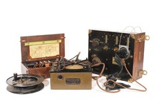 Historic 1918 US Signal Corps Air-To-Ground Wireless Radio Communications Outfit picture