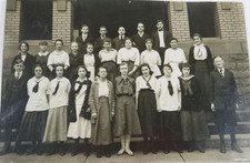 Vintage 1917 Pitcairn High School Class Photo-Pitcairn, Pennsyvania, 4.5" x 7" picture