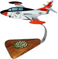 USN North American Rockwell T-2C Buckeye VT-10 Desk Top Model 1/48 SC Airplane picture