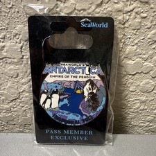 SeaWorld’s Antarctica: Empire of the Penguin Limited Edition Pass Member Pin NEW picture