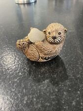 DeRosa Collections Montevideo Rinconada Otter W/ Clam Shell Figurine Hand Craft picture