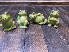 Vintage Set Of 4 Frog Figurines Amphibians Frog picture
