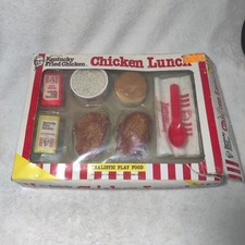 New In Box Vintage "Kentucky Fried Chicken" Realistic Play Food Lunch 1988 picture