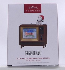 The Peanuts Gang A Charlie Brown Christmas Ornament With Video, Light and Sound picture