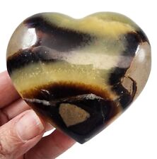 Septarian Polished Heart Madagascar 160.1 grams. picture