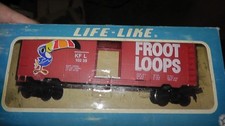 HO MODEL RR BOX CAR FROOT LOOPS TOUCAN BIRD LIFE LIKE VINTAGE IN ORIGINAL BOX picture