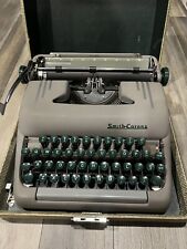 VTG 50s Smith Corona Silent Portable Green Keys Typewriter w/Case - Works picture