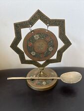 Metal Floral Eight Point Star Round Center Star Dinner / Bell Gong with Spoon picture