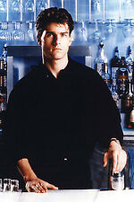 Tom Cruise 11x17 Mini Poster behind bar Cocktail picture