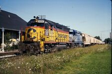 Original Railroad Slides - CSX Chessie System - GP40 - 6506 picture