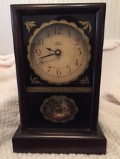 WOOD WUERSCH FALL RIVER MASS CLOCK Working & Keeps time Battery Village Scene picture