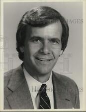 1982 Press Photo Tom Brokaw, NBC News Correspondent and anchor - syp18201 picture