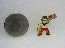2002 Dallas Cowboy Holding United States Flag Travel Pin picture