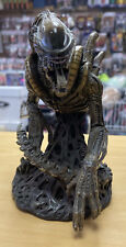 Palisades Toys Aliens Warrior Mini Bust Artist Proof Box Included picture
