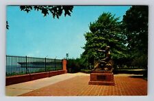 Newport News VA-Virginia, Statue of Collis Huntington, Vintage Souvenir Postcard picture