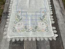 Vintage Hand Embroidered Cottage Core Farmhouse Flowers Table Runner Linen 🧵 picture