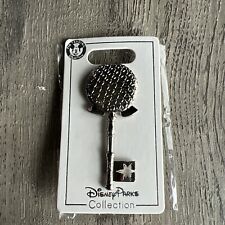 2012 WDW~Your Key to the Magic Passholder Exclusive~Epcot  Key picture