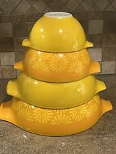Vintage Pyrex yellow / orange SUNFLOWER DAISY Cinderella 4 pc mixing bowl set picture