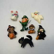 Lot Of 7 Vtg Holiday Lapel Pins(Halloween, St Patrick’s Day, Thanksgiving) picture