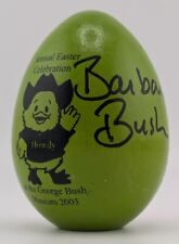 Rare 41st First Lady Barbara Bush Hand Signed Wooden Easter Egg 2003 GB Library picture