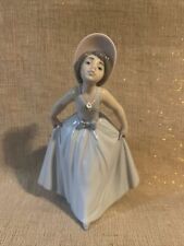 Lladro Daisy #06274 W/Box Porcelain Figurine Girl Blue dress 7.5'' picture