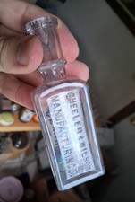 Wheeler & Wilson Sperm Sewing Machine Oil CT bottle picture