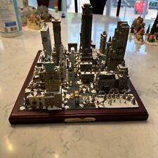 DANBURY MINT RARE CHRISTMAS IN NEW YORK CITY picture