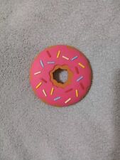 The Simpsons Universal Studios Exclusive Sprinkled Donut Magnet New picture