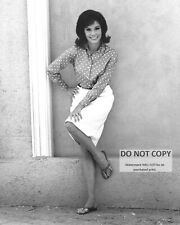 ACTRESS MARY TYLER MOORE - 8X10 PUBLICITY PHOTO (ZY-766) picture