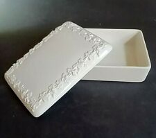 WEDGEWOOD EMBOSSED QUEEN'S WARE Covered Box w Grape Vines picture
