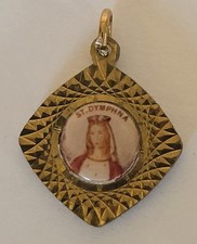 Vntg Religious St Saint Dymphna Patron Mental Illness Relic Charm Pendant Medal picture